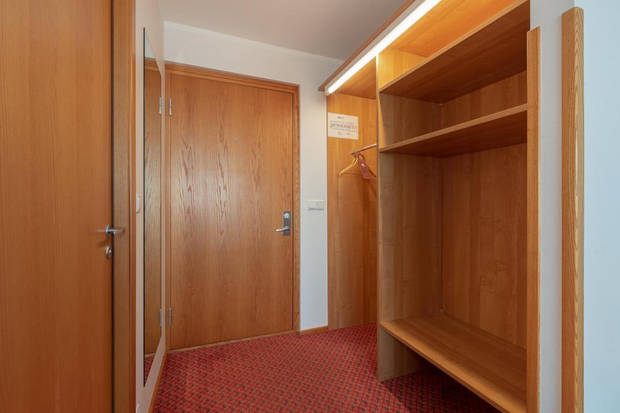 Raadimoisa Hotell Tartu Exterior foto